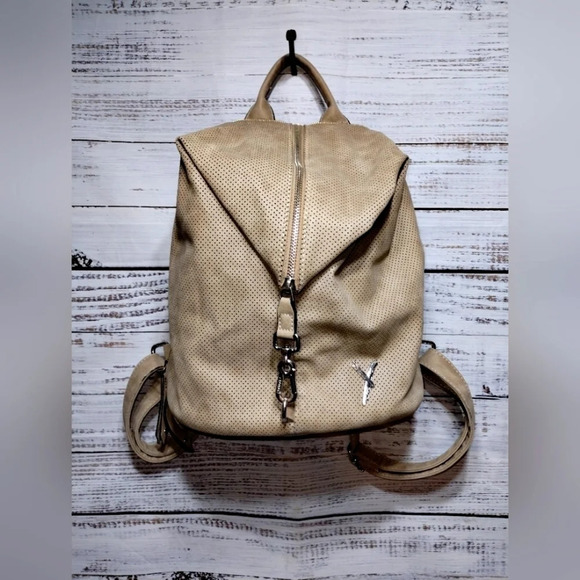 Suri Frey Romy Backpack Purse in Light Beige‎ Large 13x13 Vegan Leather - Picture 1 of 8
